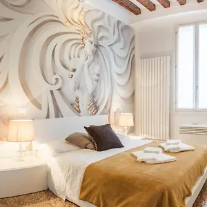 San Polo Design By Wonderful Italy , Venecia Italia